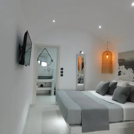 Cave Suites Hotel 2*